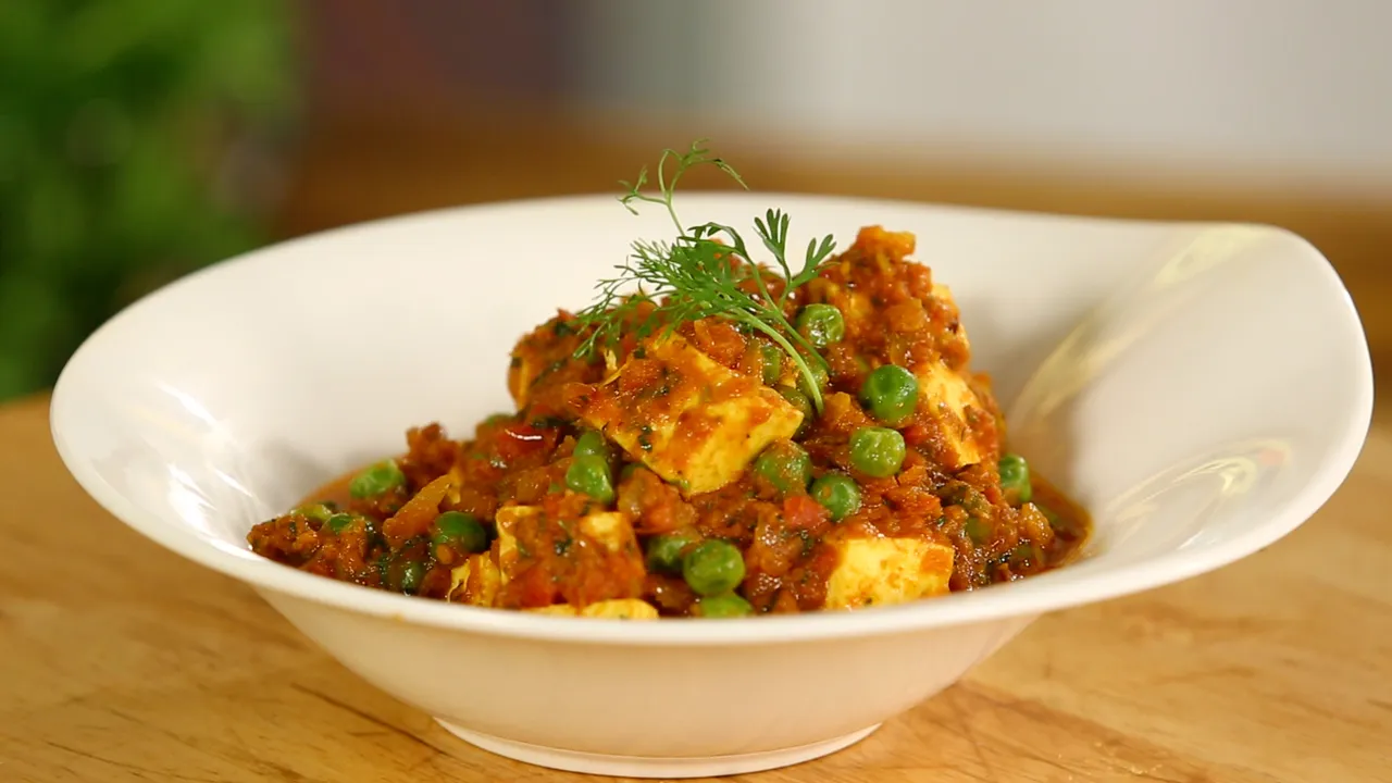 Matar Paneer - MilkyMist.jpg