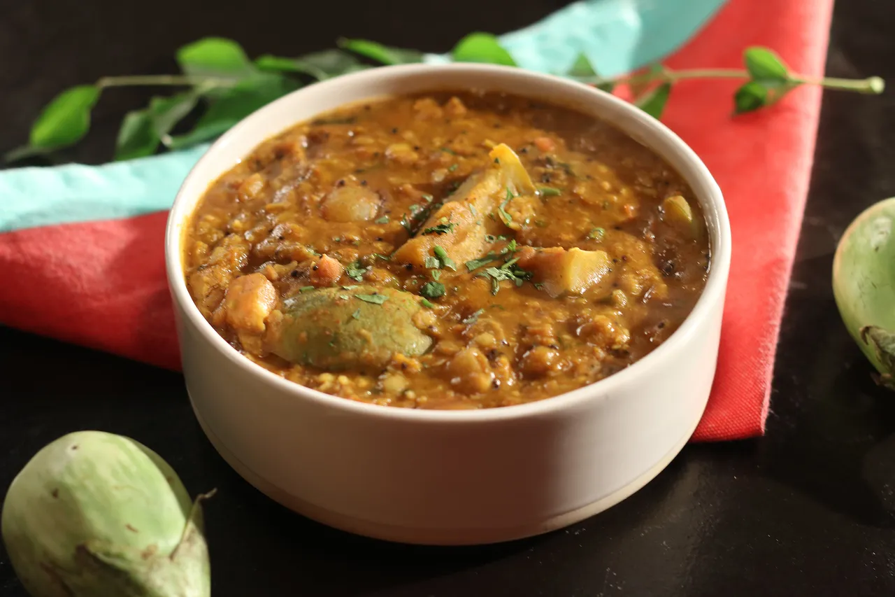 Baingan Ka Sambhar - YT.JPG