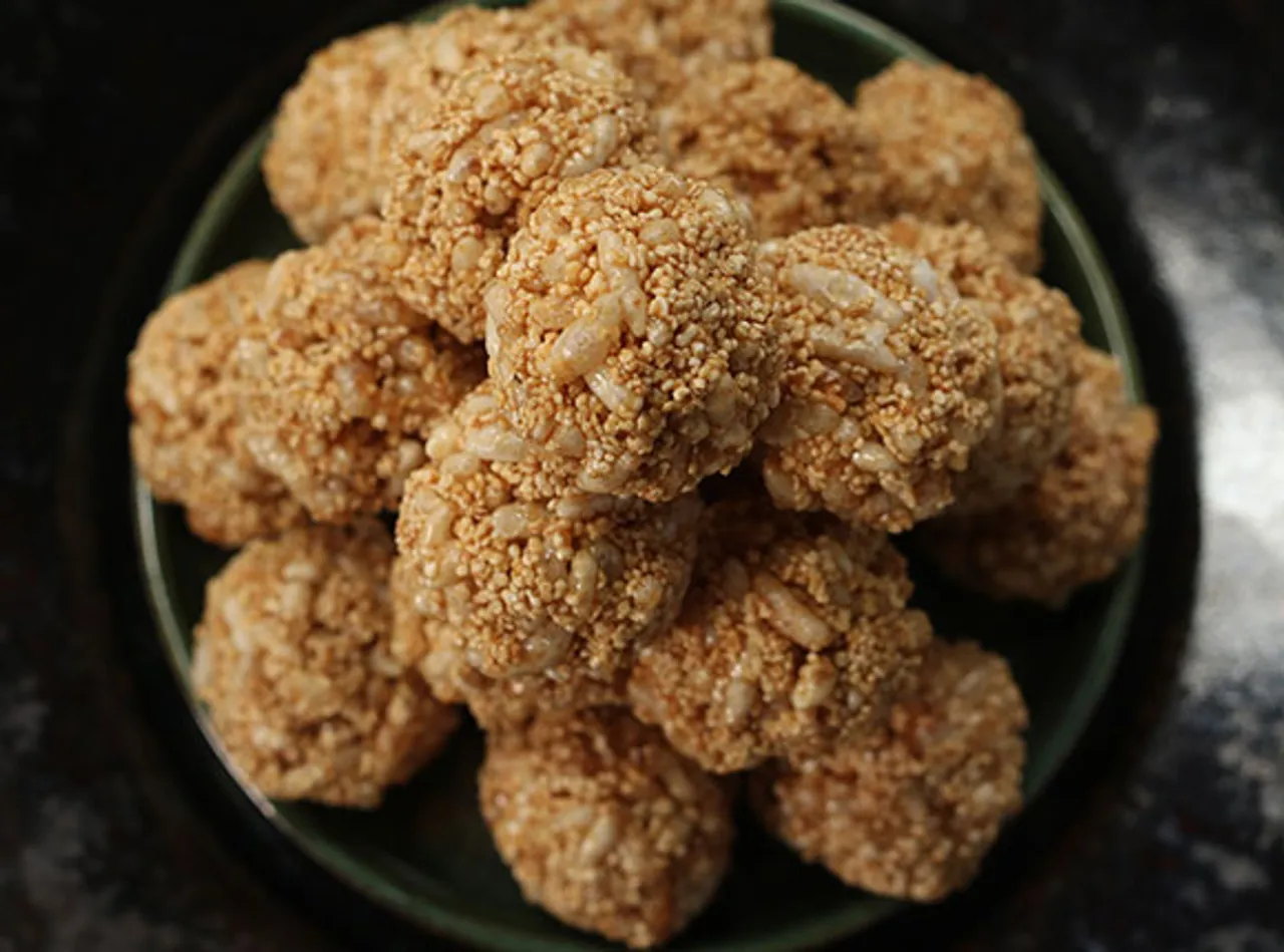 Puffed Rice and Amaranth Laddoos