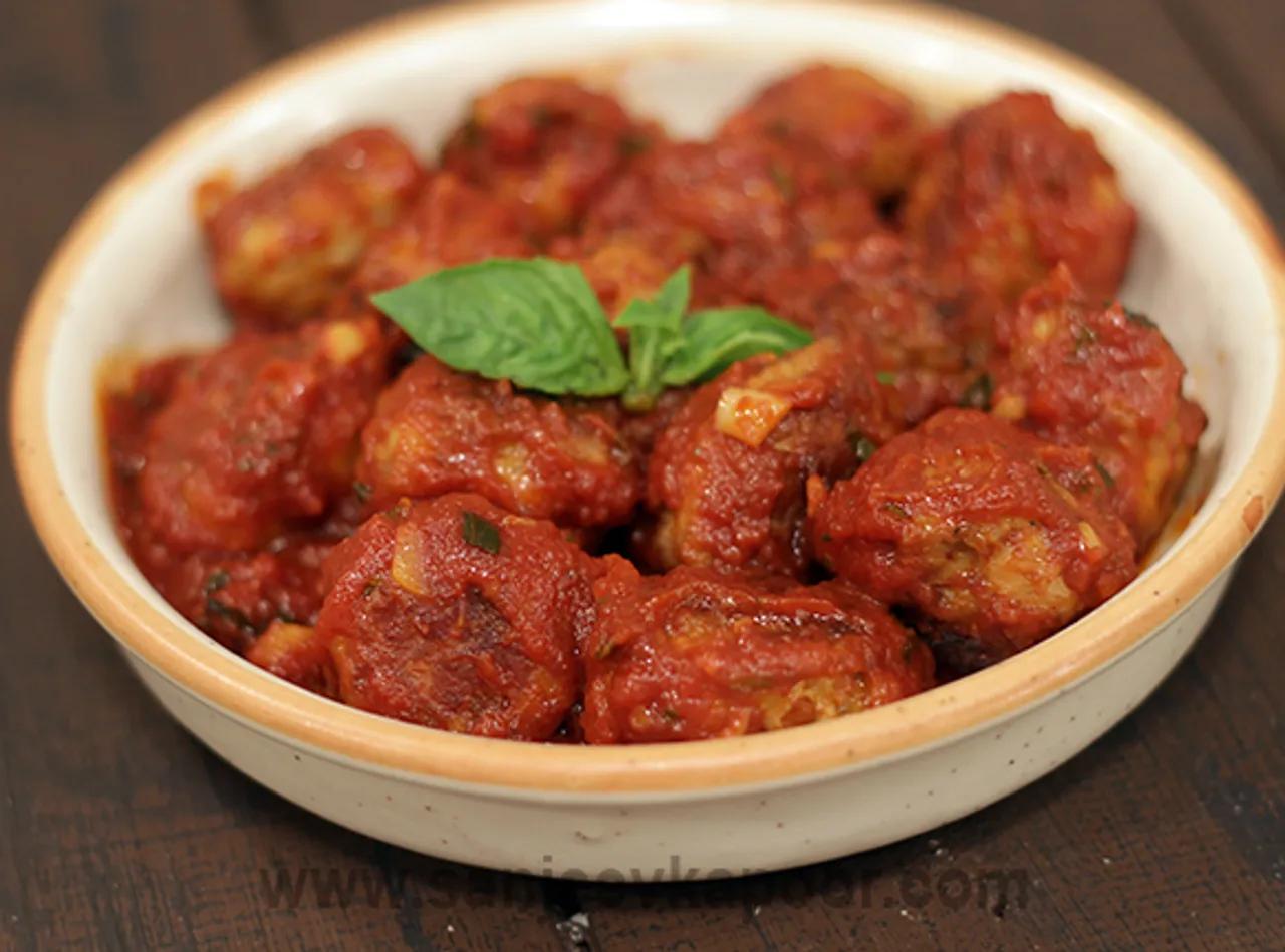 Saucy Meat Balls