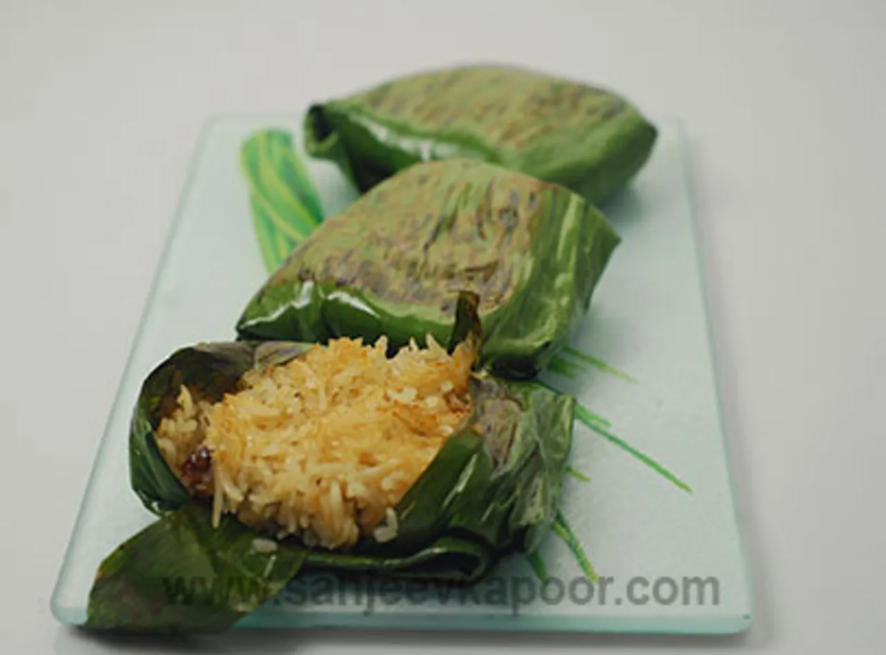 Sweet Rice in Banana Leaf
