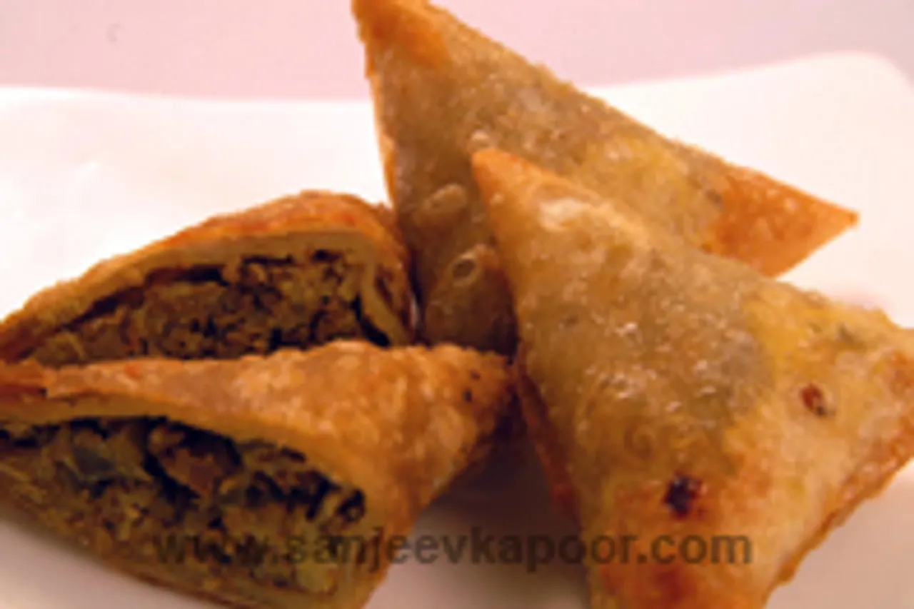 Kheema Samosas