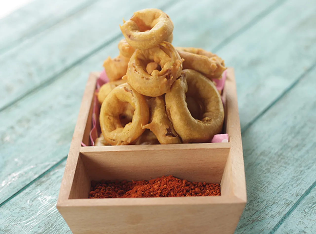 Desi Onion Rings - SK Khazana