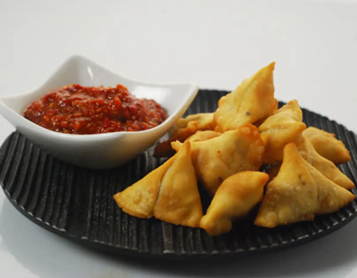 Dal Moth Samosa