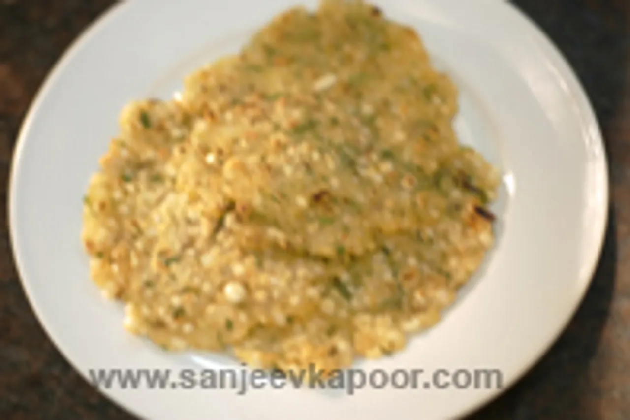 Sabudana Thalipeeth