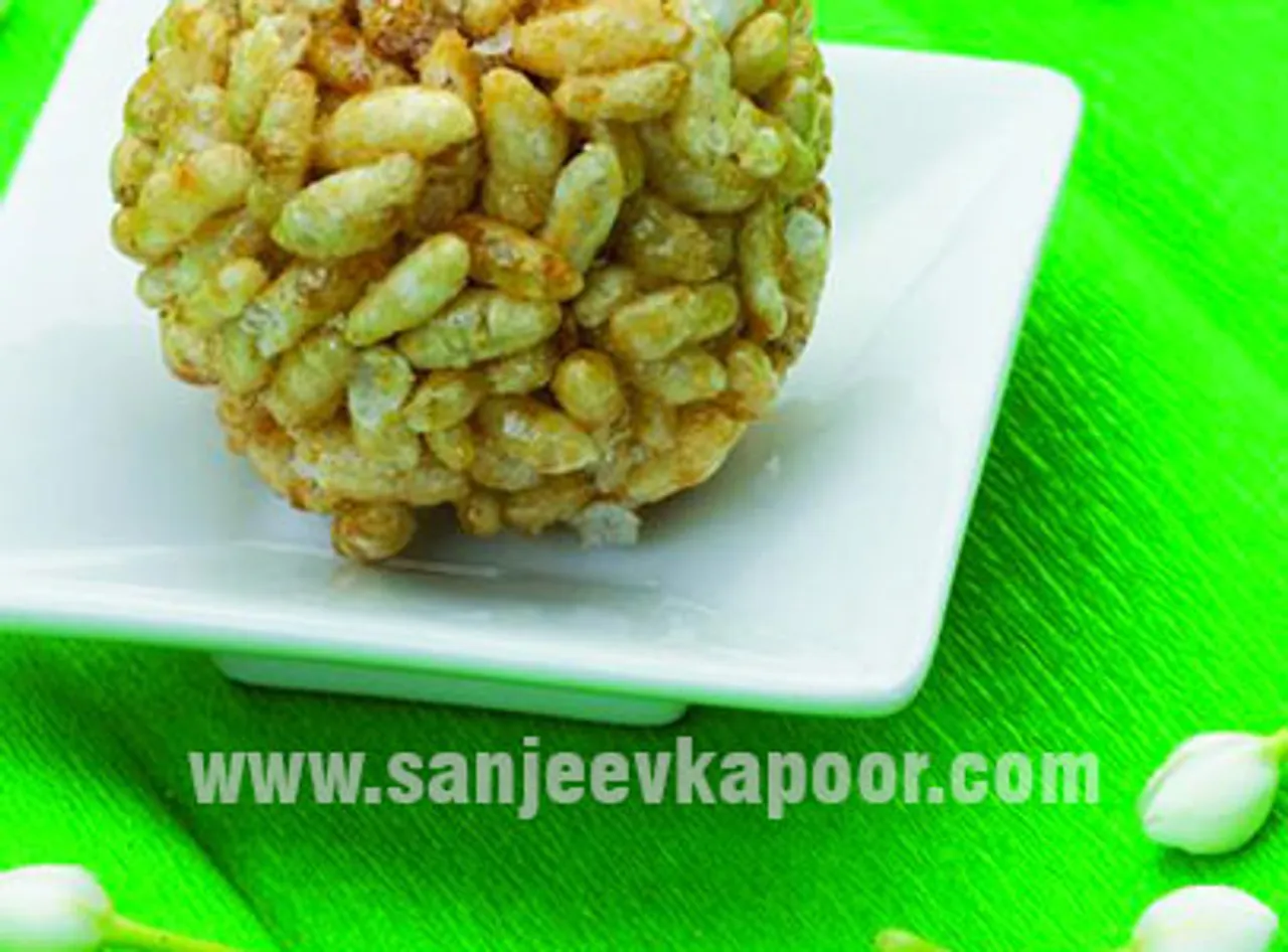 Kurmura Laddoo