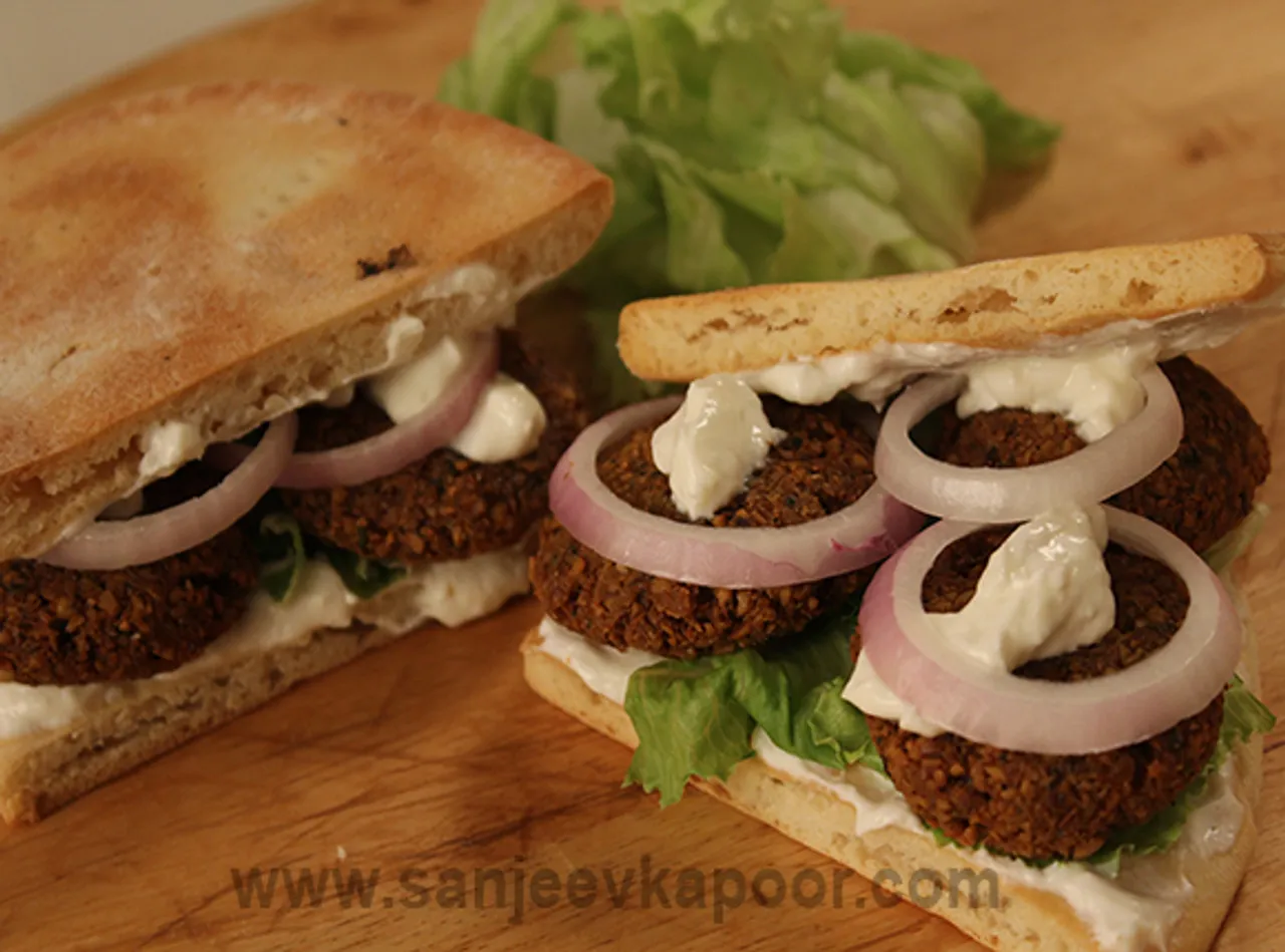 Falafel Burger