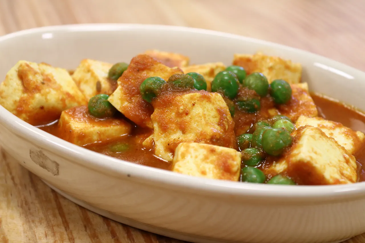 Matar Paneer 