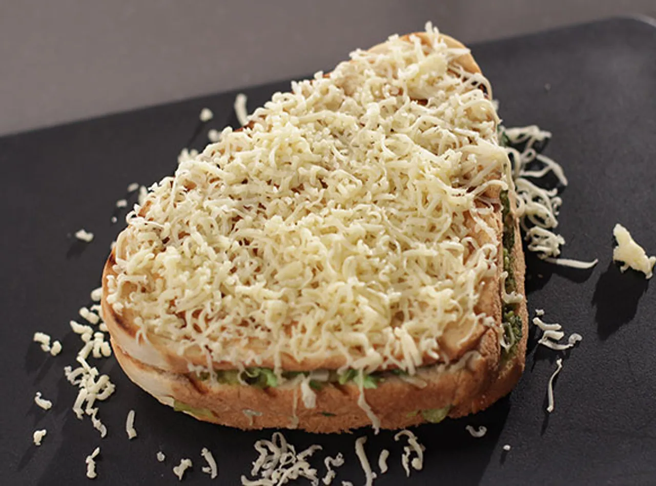Masala Cheese Grilled Sandwich-SK Khazana