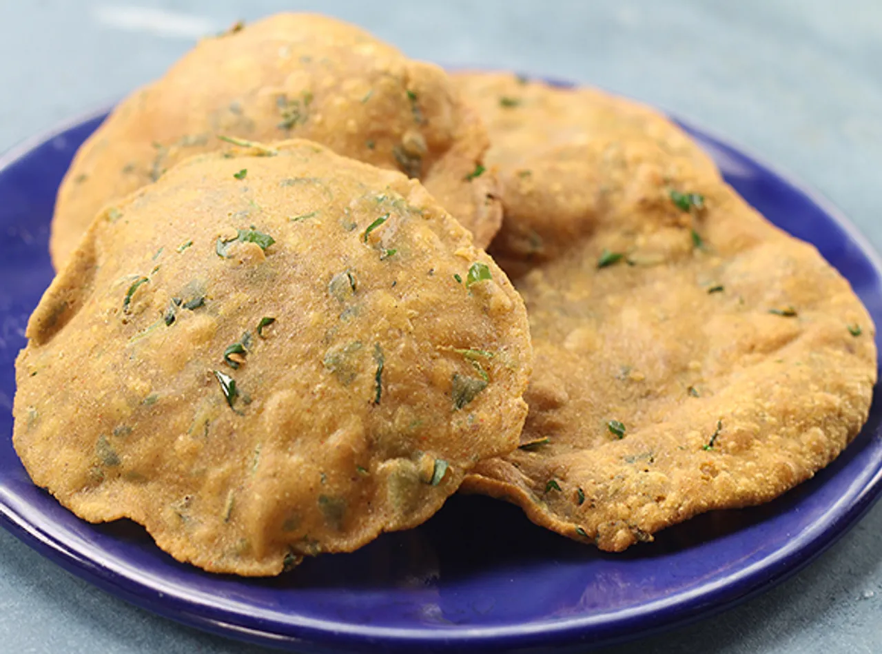 Bajra Methi Puri-SK Khazana