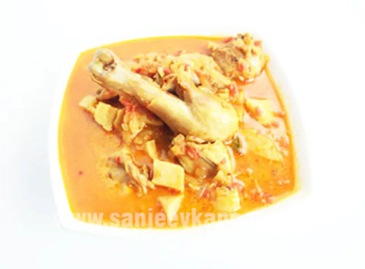 Chicken With Bamboo Shoots