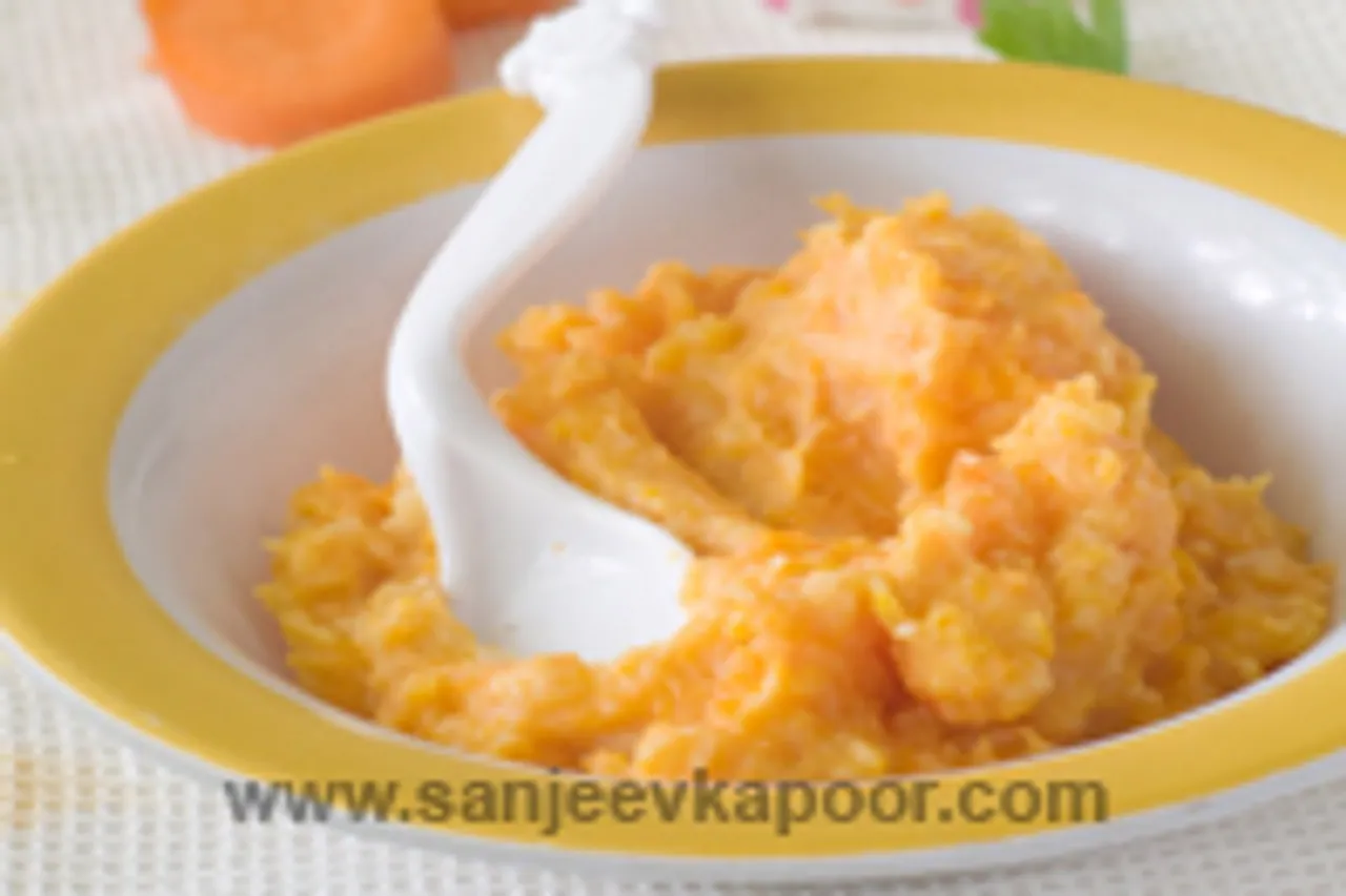 Carrot Puree (For Babies Between 4-6 Months)