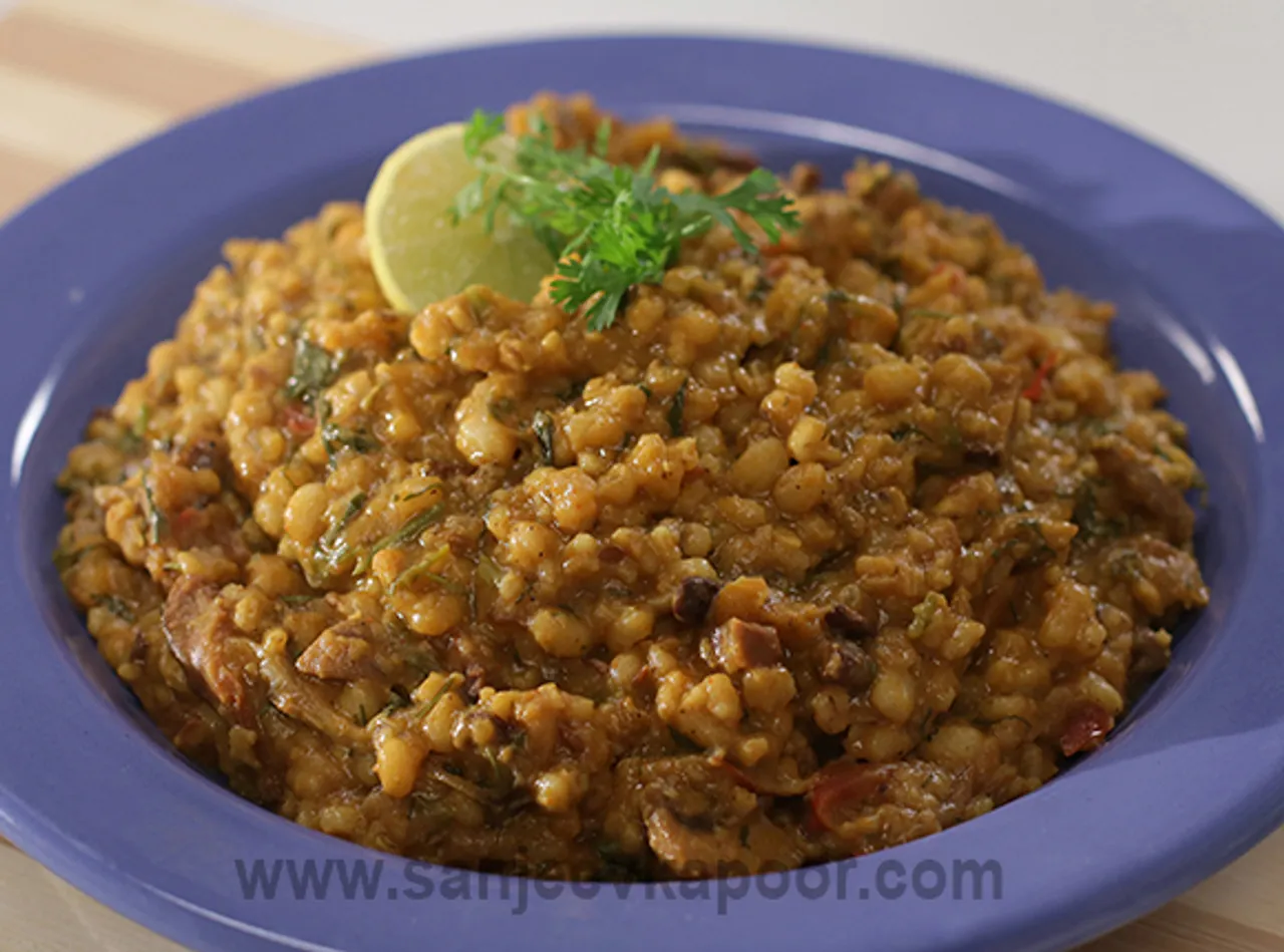 Barley Mushroom Khichda