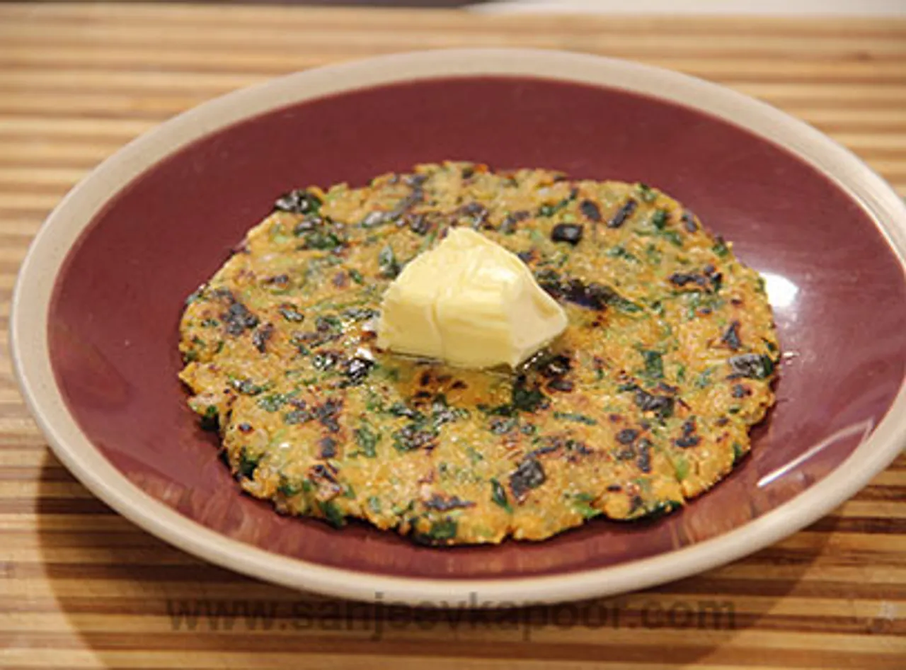 Methi Makai Roti