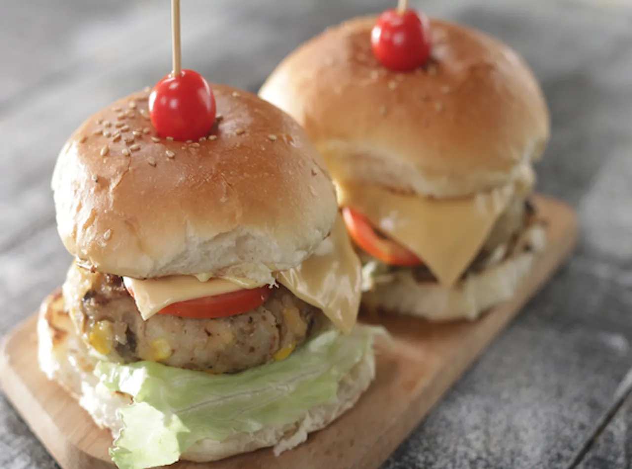 Mushroom and Corn Burger 