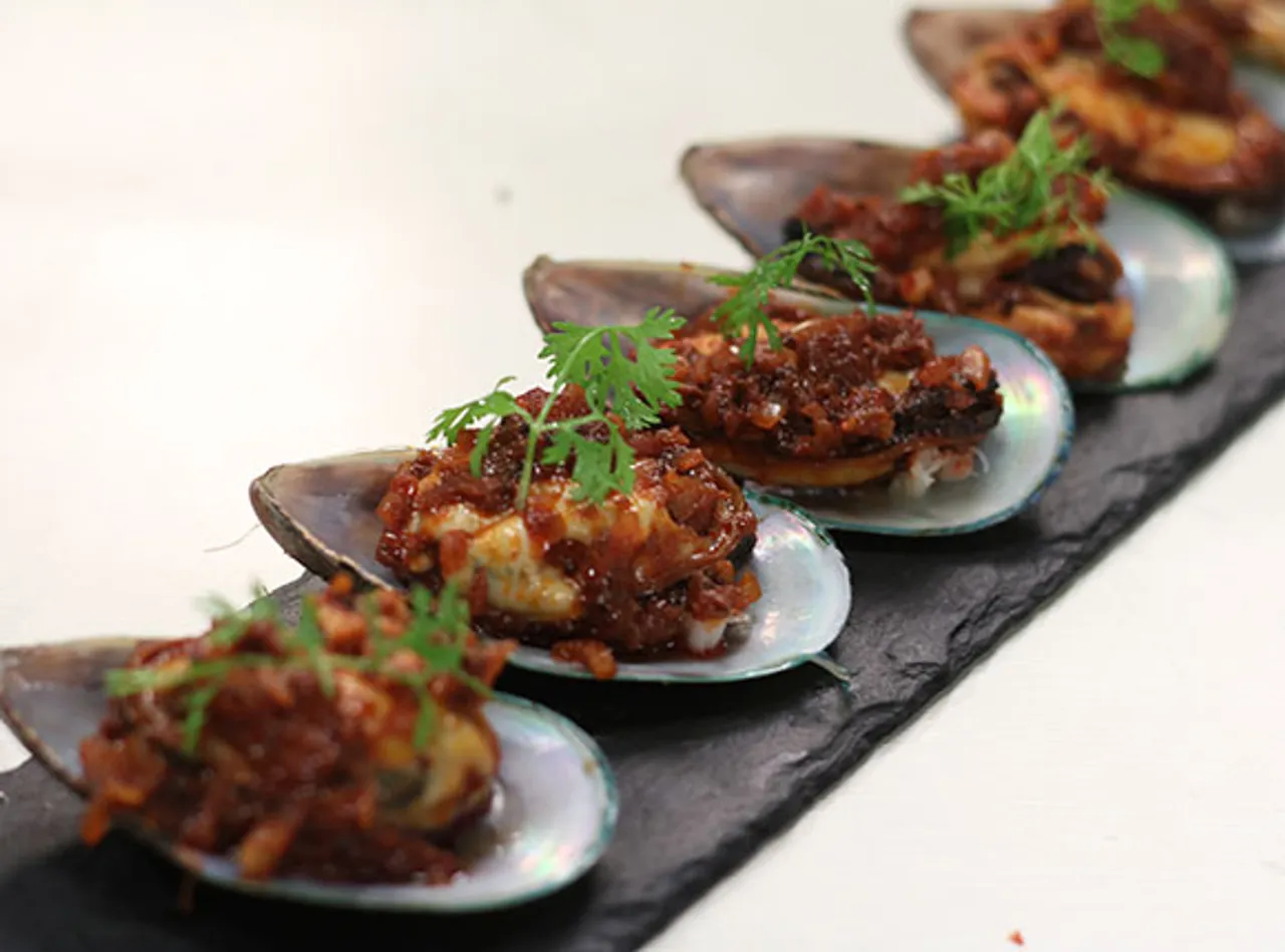 Stuffed Goan Mussels - SKK