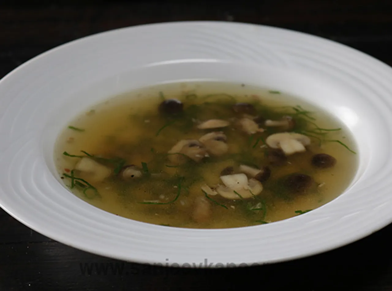 Burnt Garlic Mushroom Soup