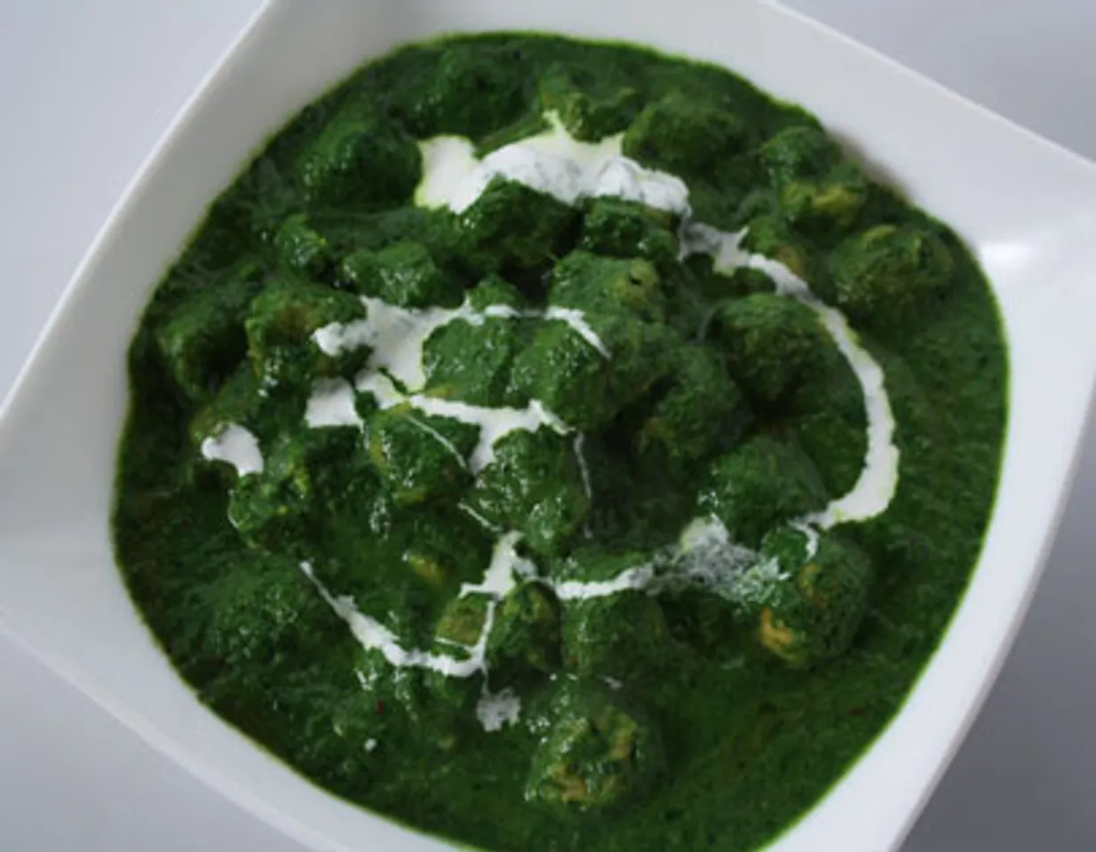 Urad Dal Kofta In Spinach Gravy