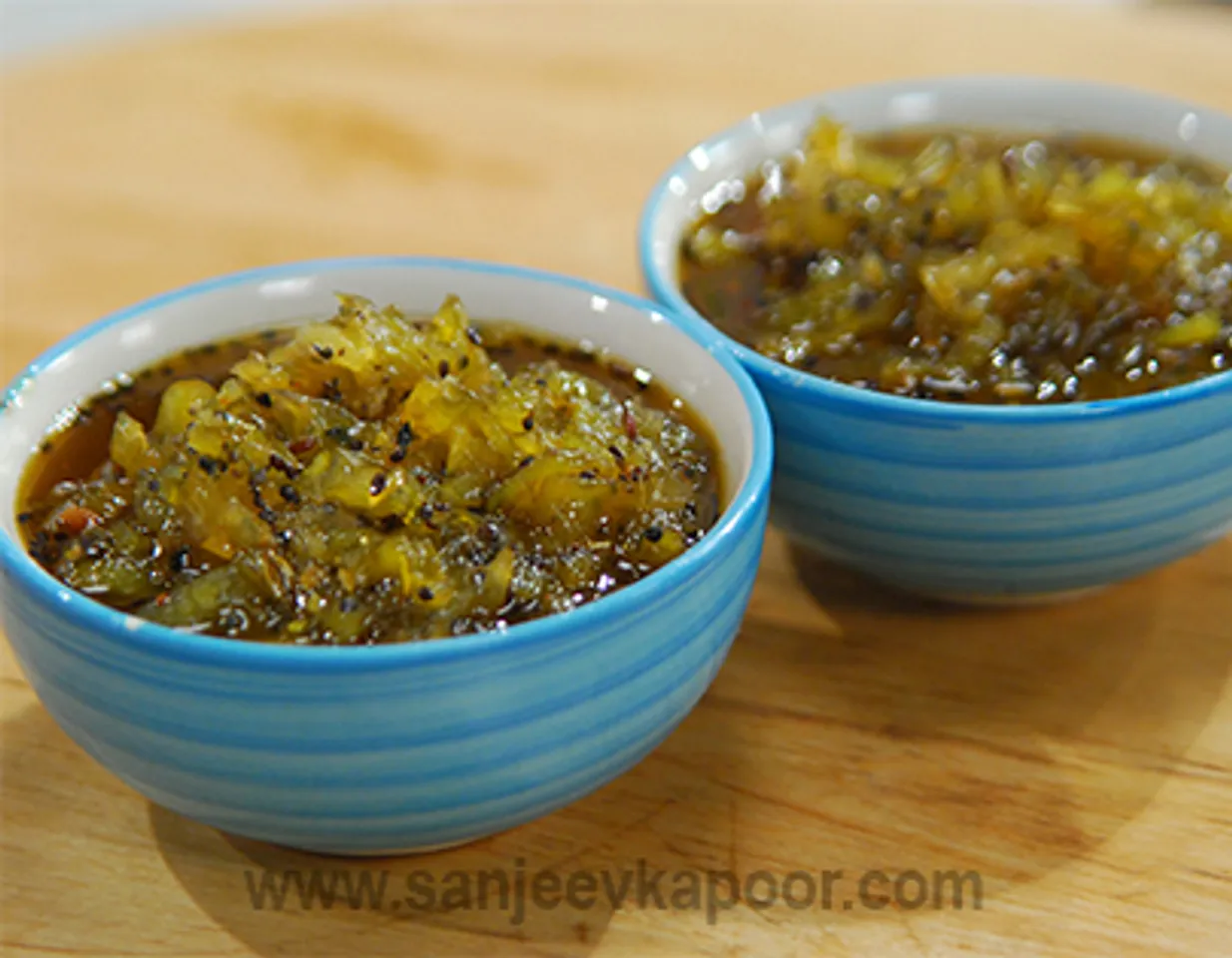 Green Tomato and Kiwi Chutney