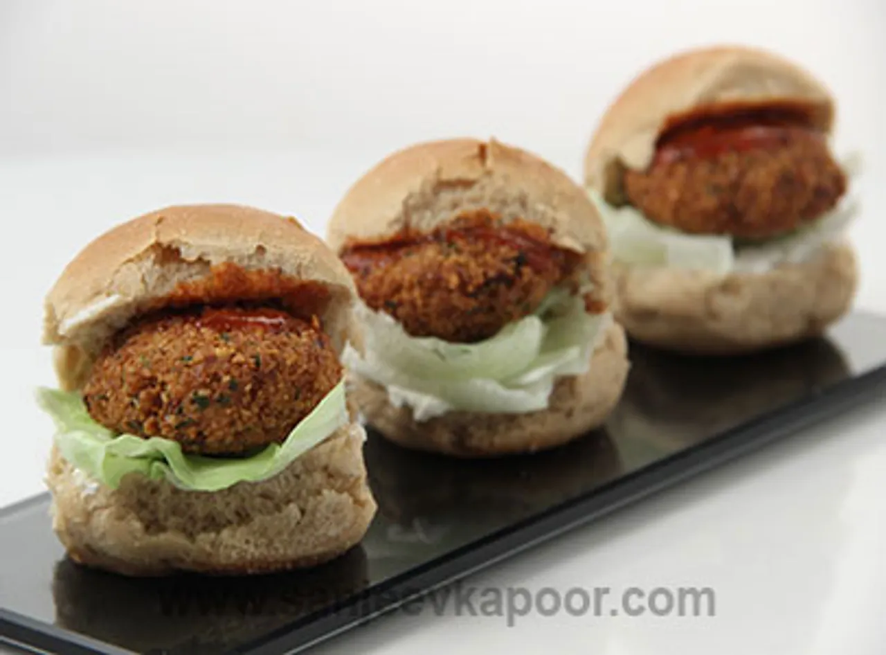 Baby Falafel Burgers