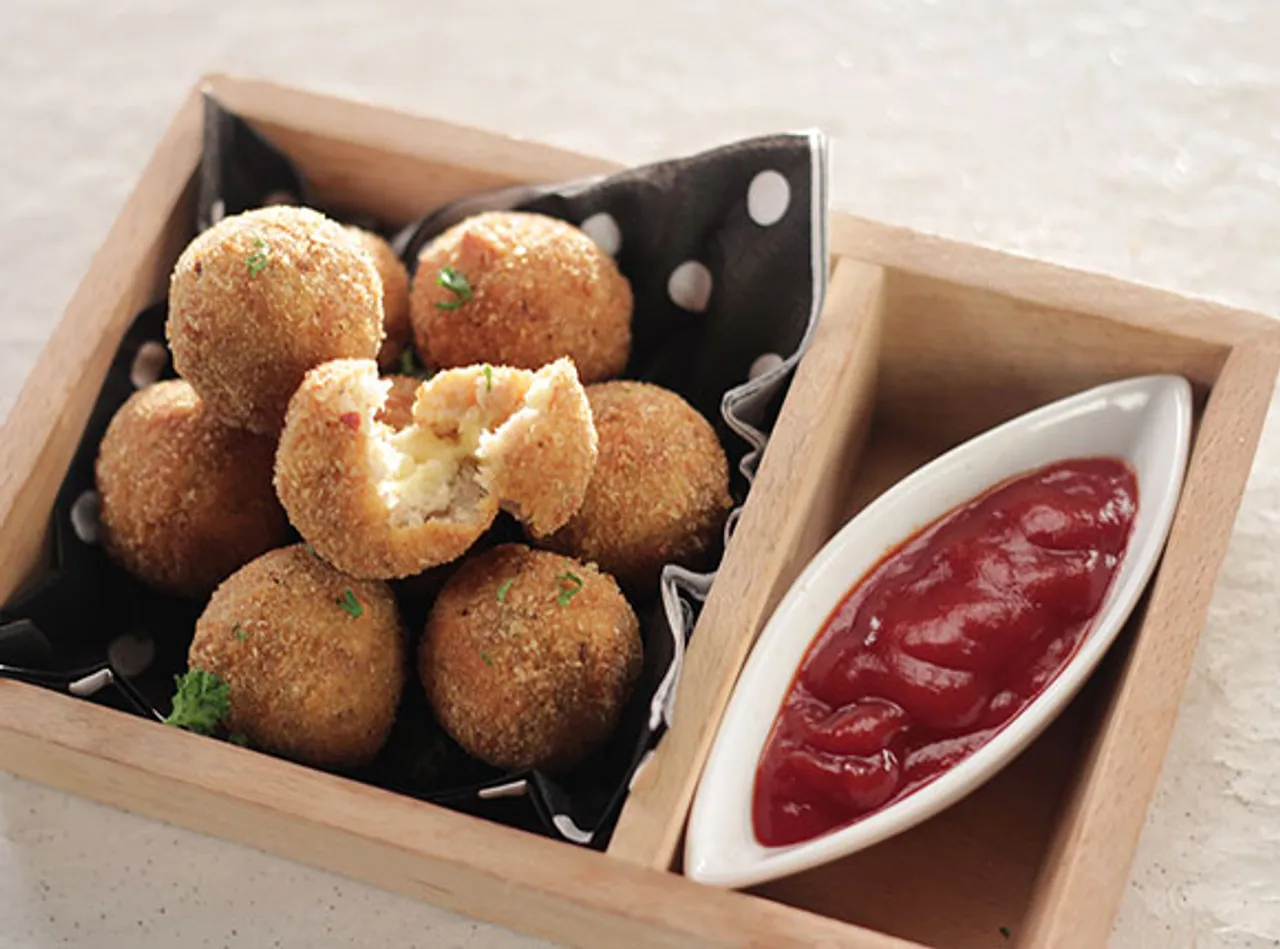 Chicken Cheese Bombs-SK Khazana