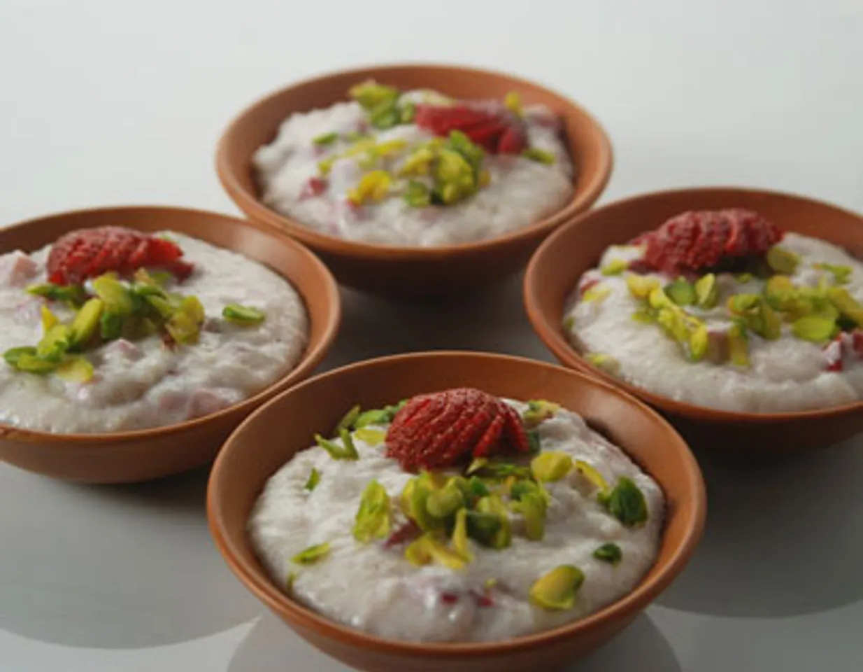 Strawberry Ki Phirni