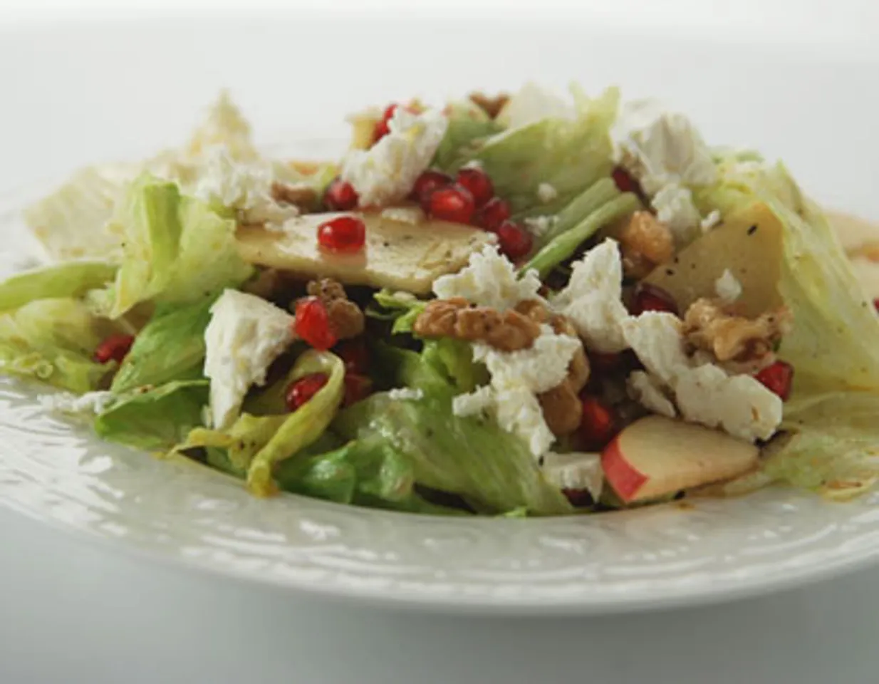 Apple, Walnut And Pomegranate Salad