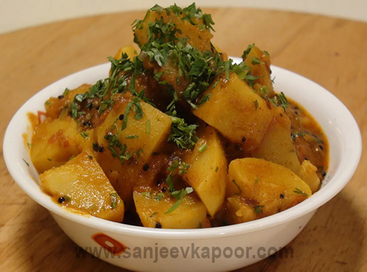 Pressure Cooker Aloo Sabzi