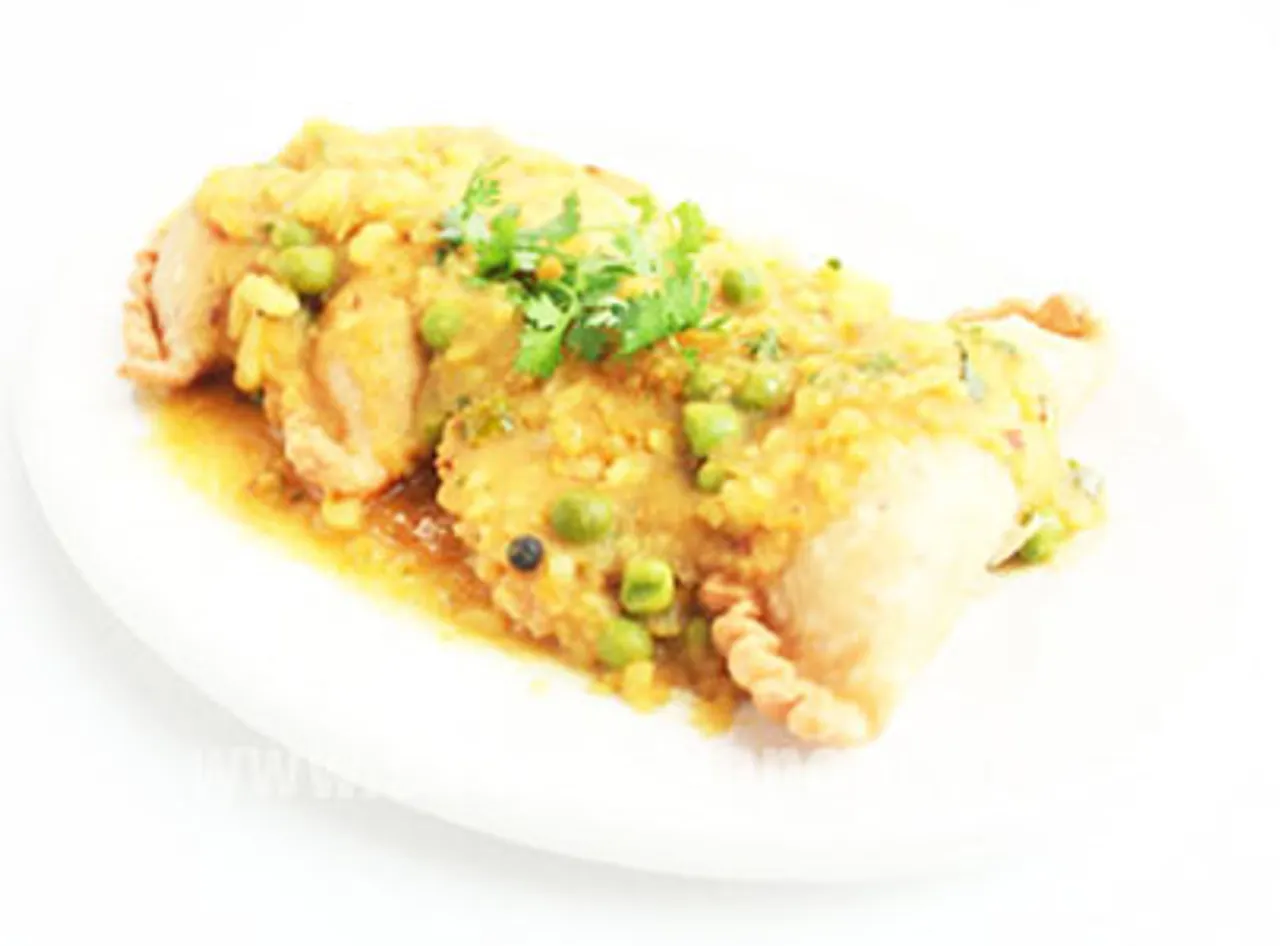 Gujiya Curry