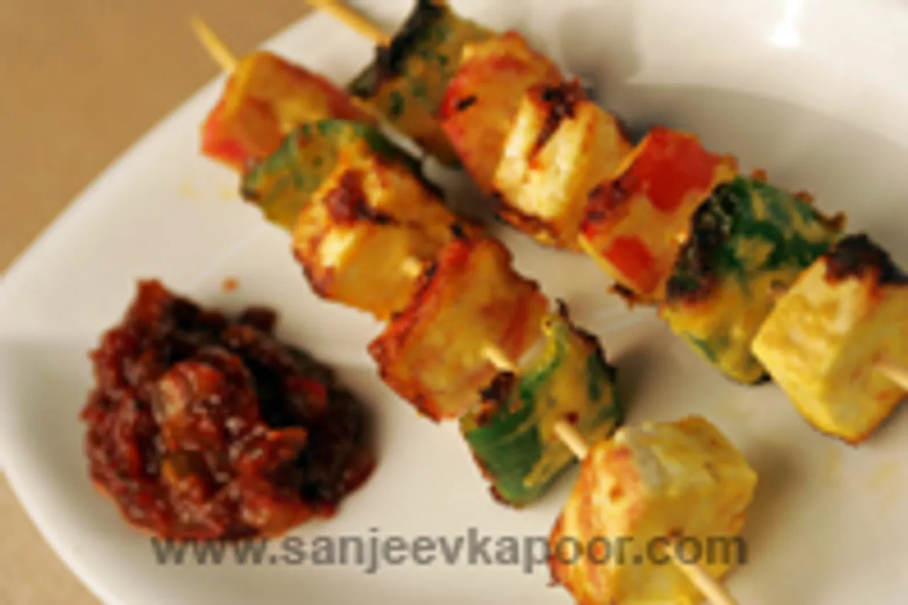 Angoori Paneer Tikka  