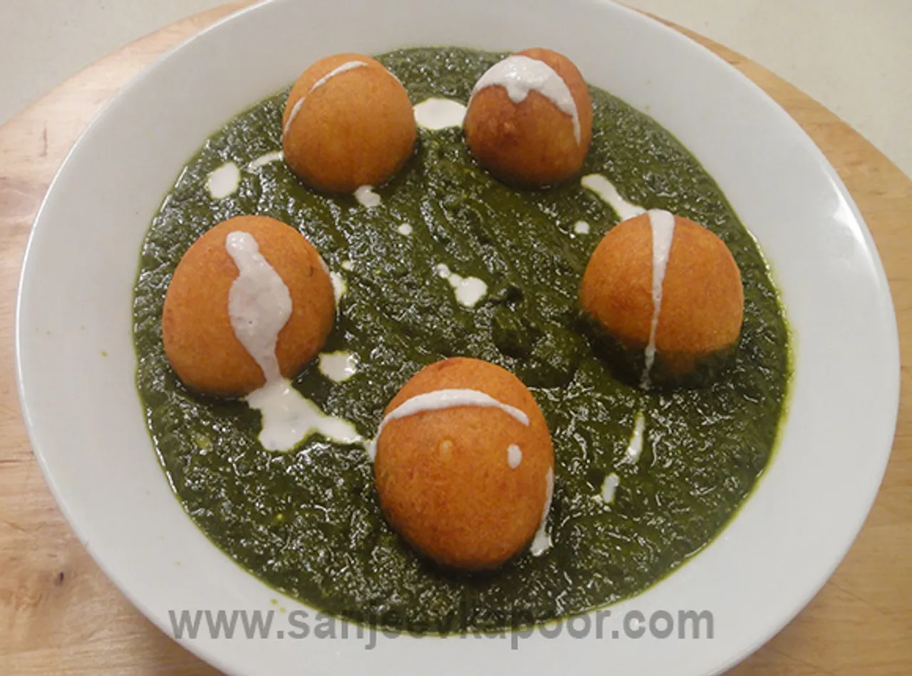 Paneer Kofta in Spinach Gravy