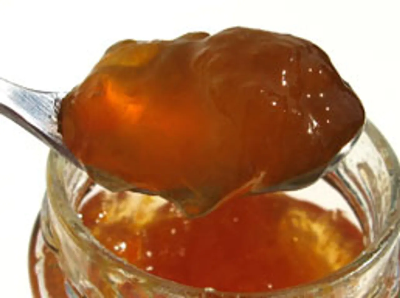 What is the difference between jam and marmalade