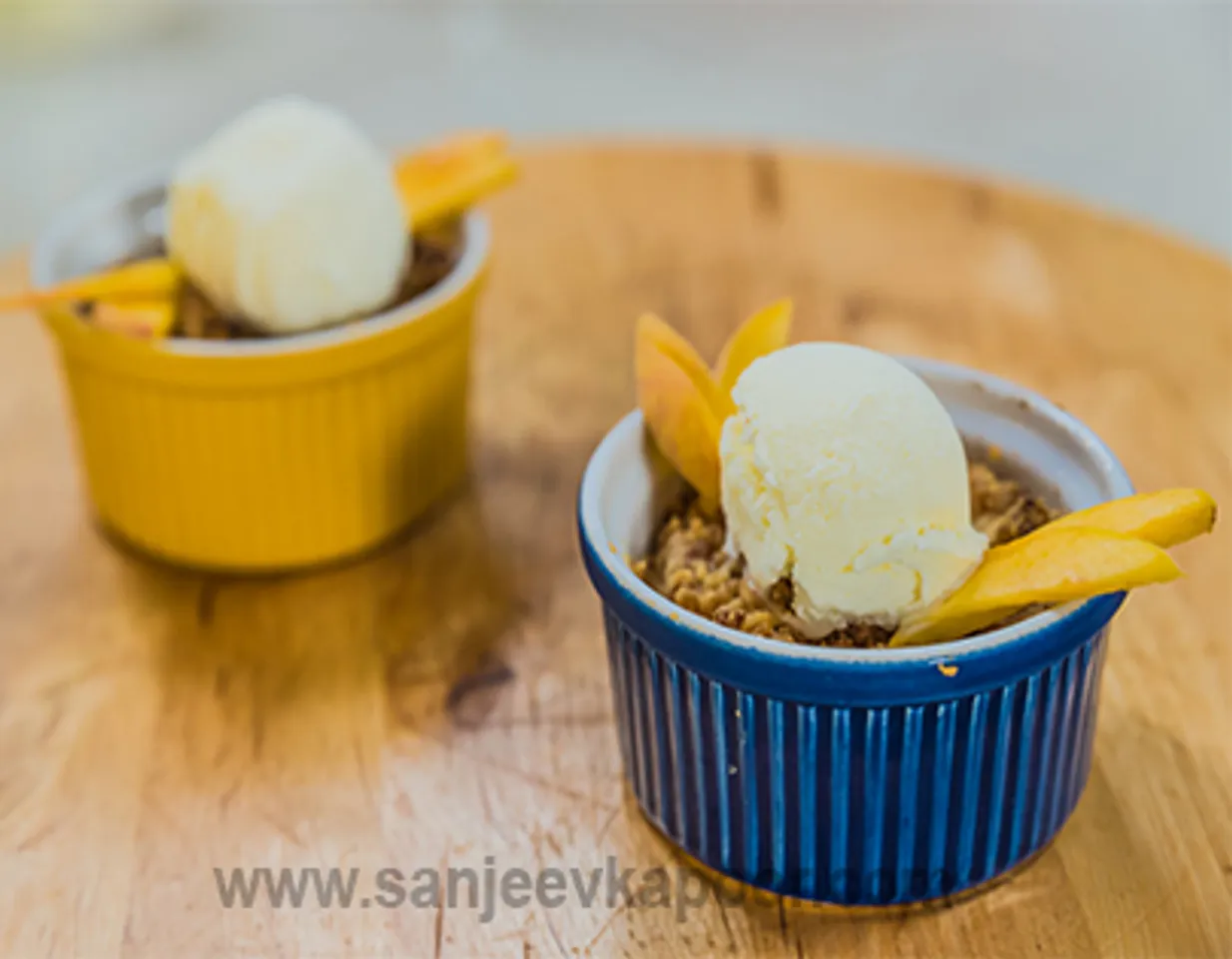 Peach Crumble