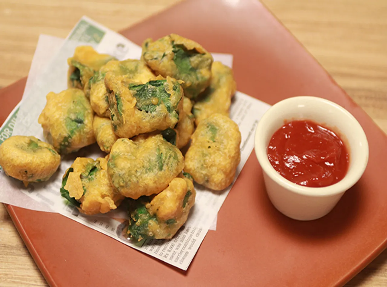 Palak Paneer Pakoda - SK Khazana