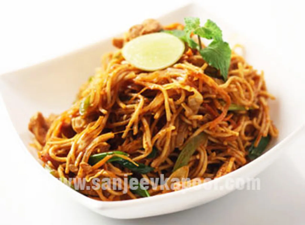 Chicken Tikka Noodles