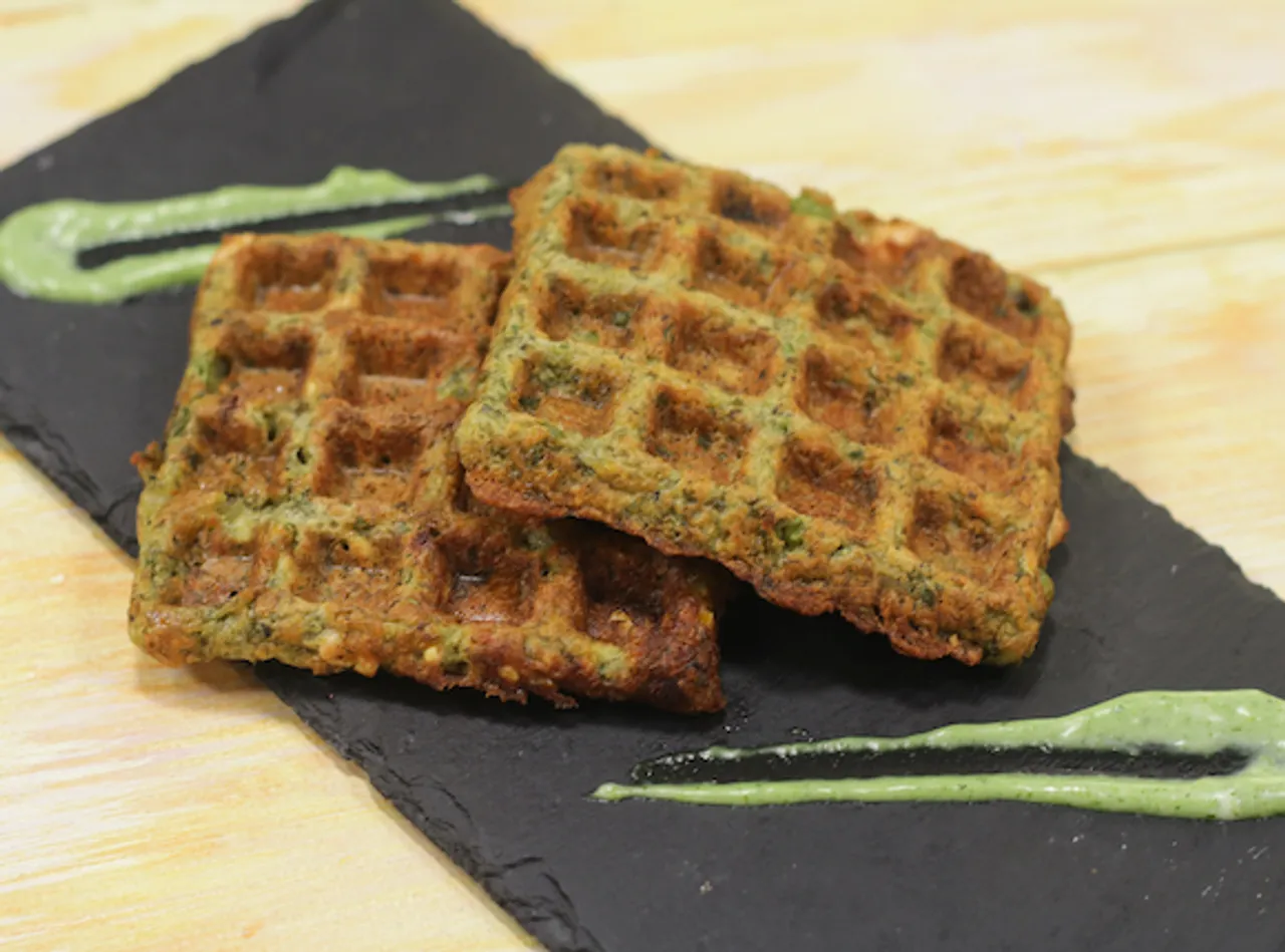 Moong Dal Waffle 