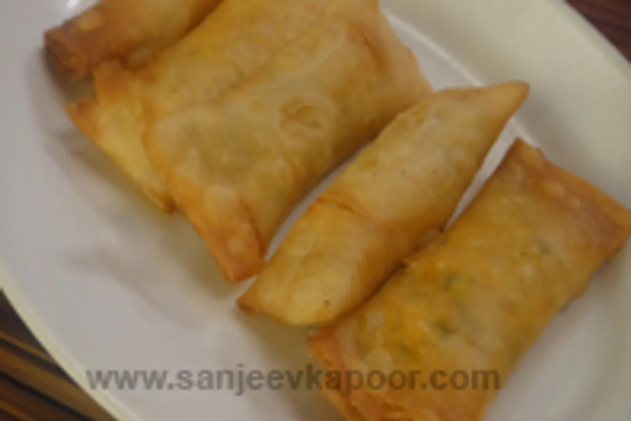 Paneer Chilli Rolls