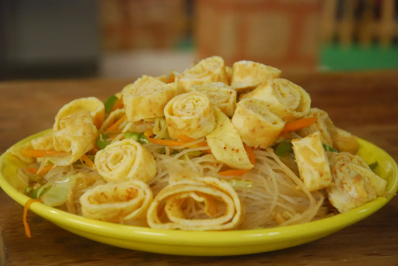 Glass Noodles and Egg Stir Fry