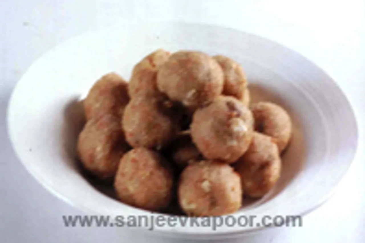 Churma Laddoo