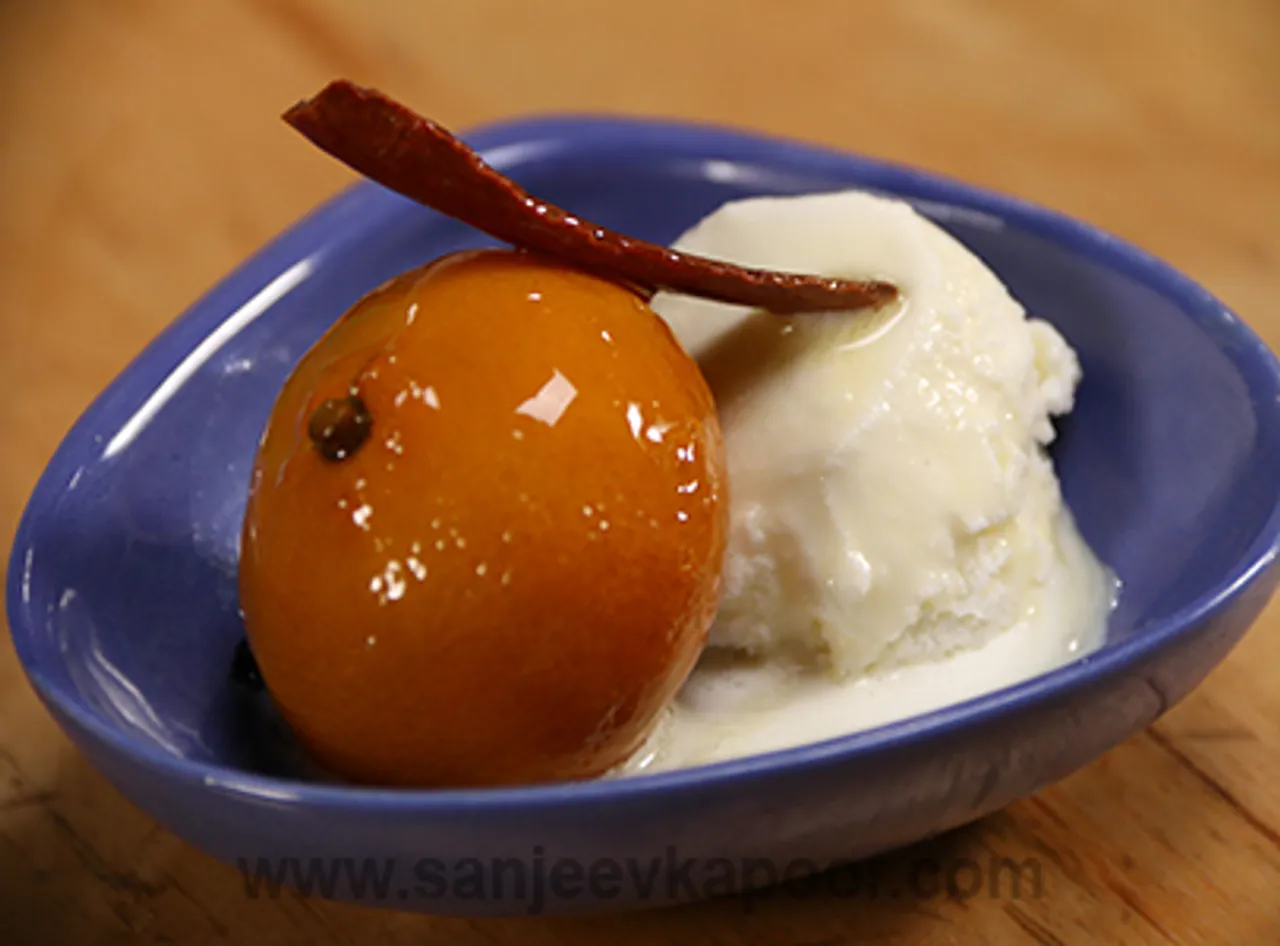 Stewed Oranges with Icecream