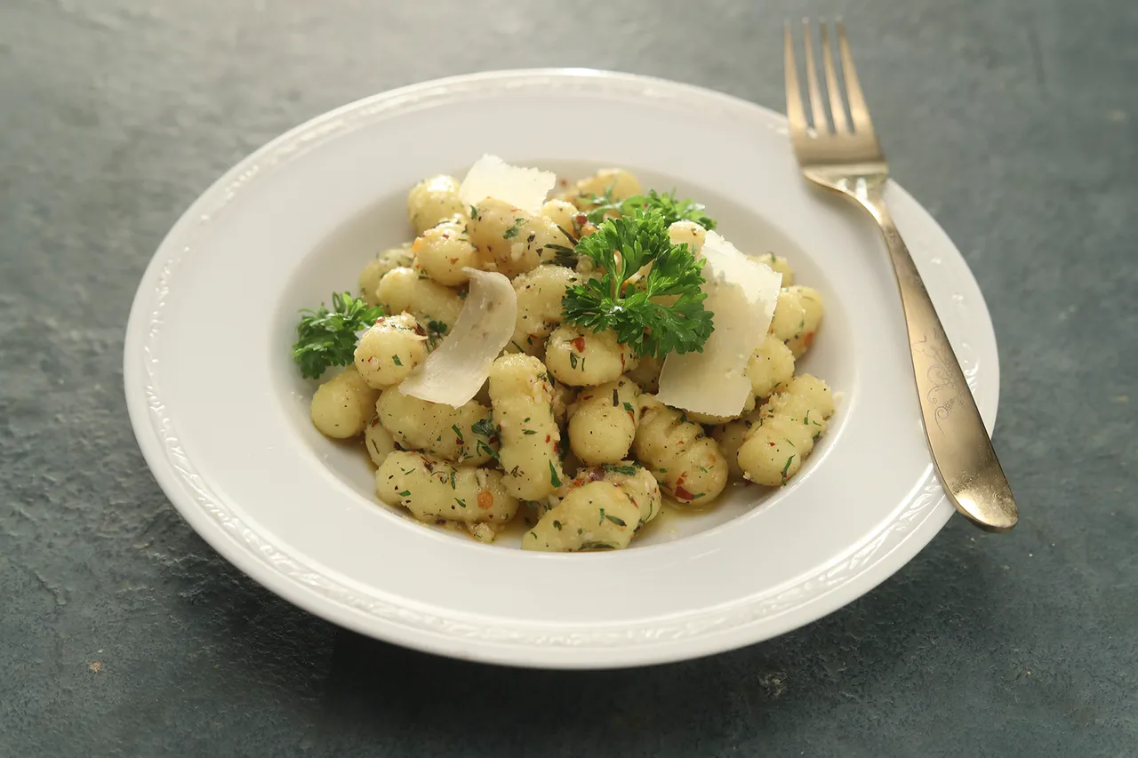 Rice Gnocchi Aglio Olio