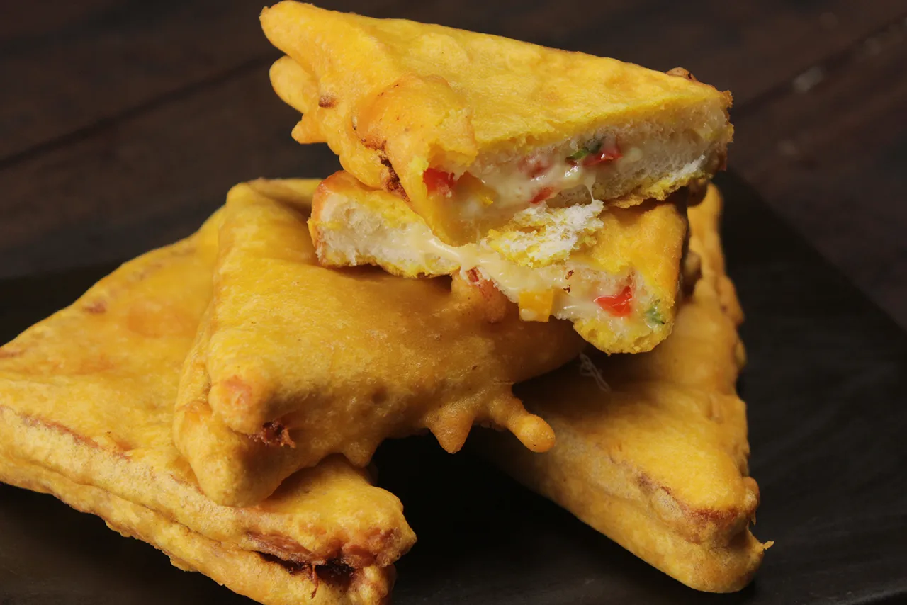 Cheese Chili Bread Pakora