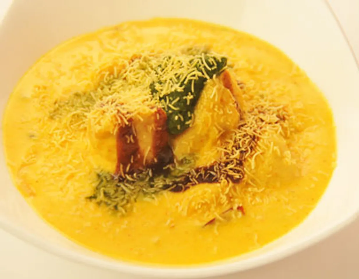 Samosa Kadhi Chaat