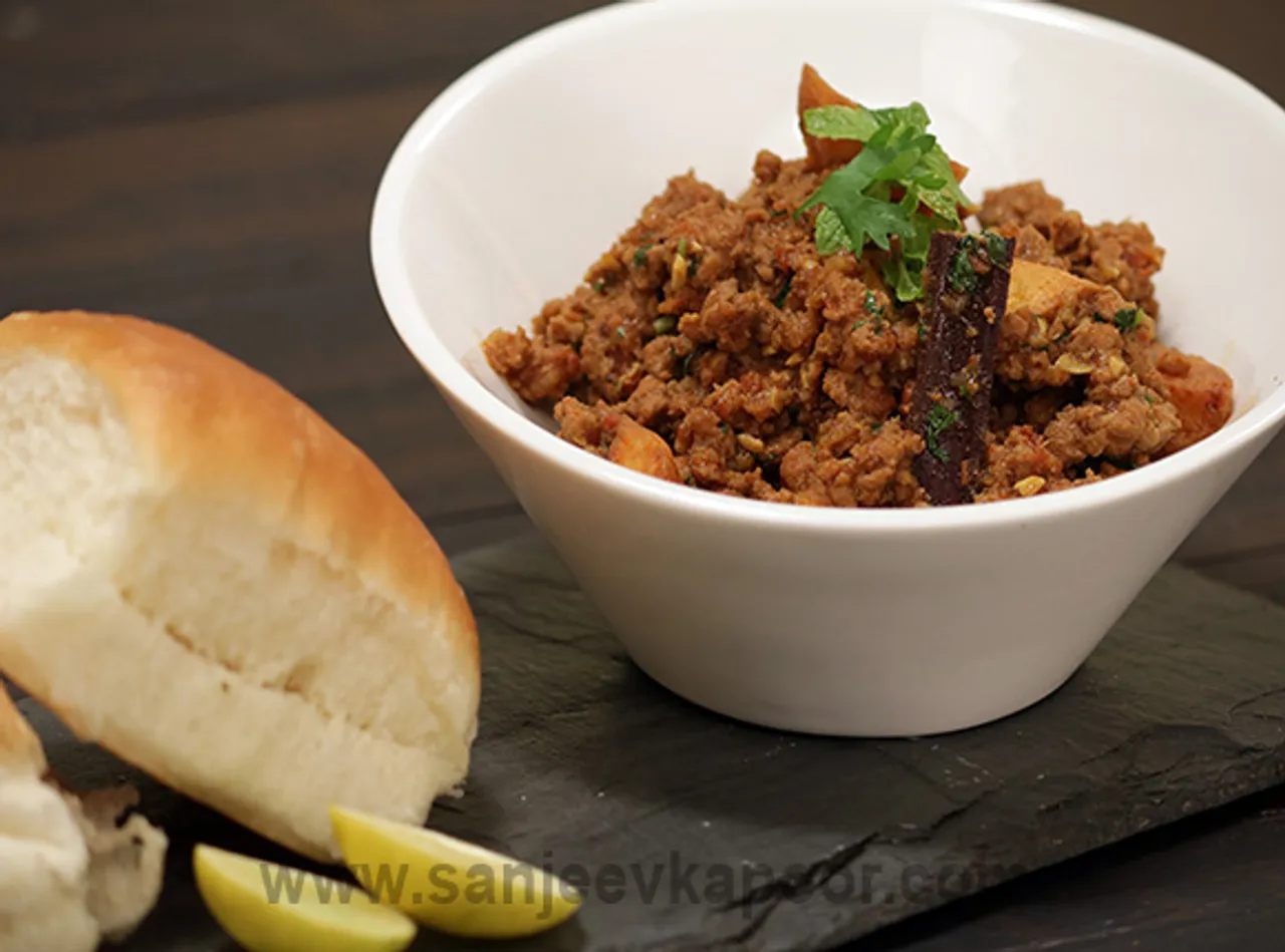 Parsi Keema Pav