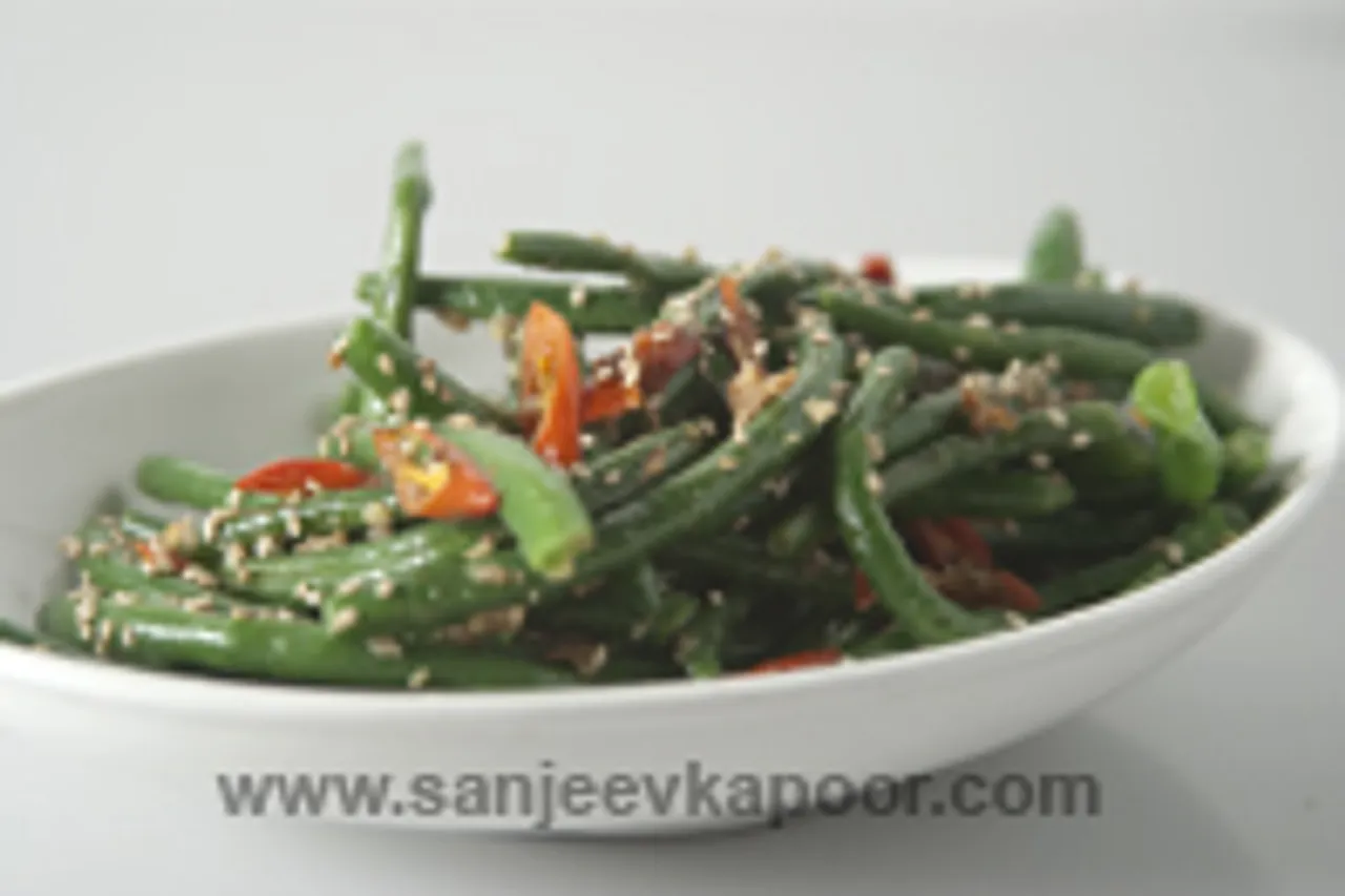 Green Beans With Thai Style Sesame Chilli Sauce