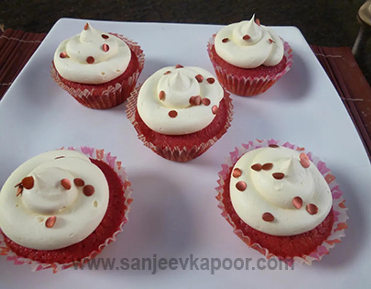 Red Velvet Christmas Cupcakes