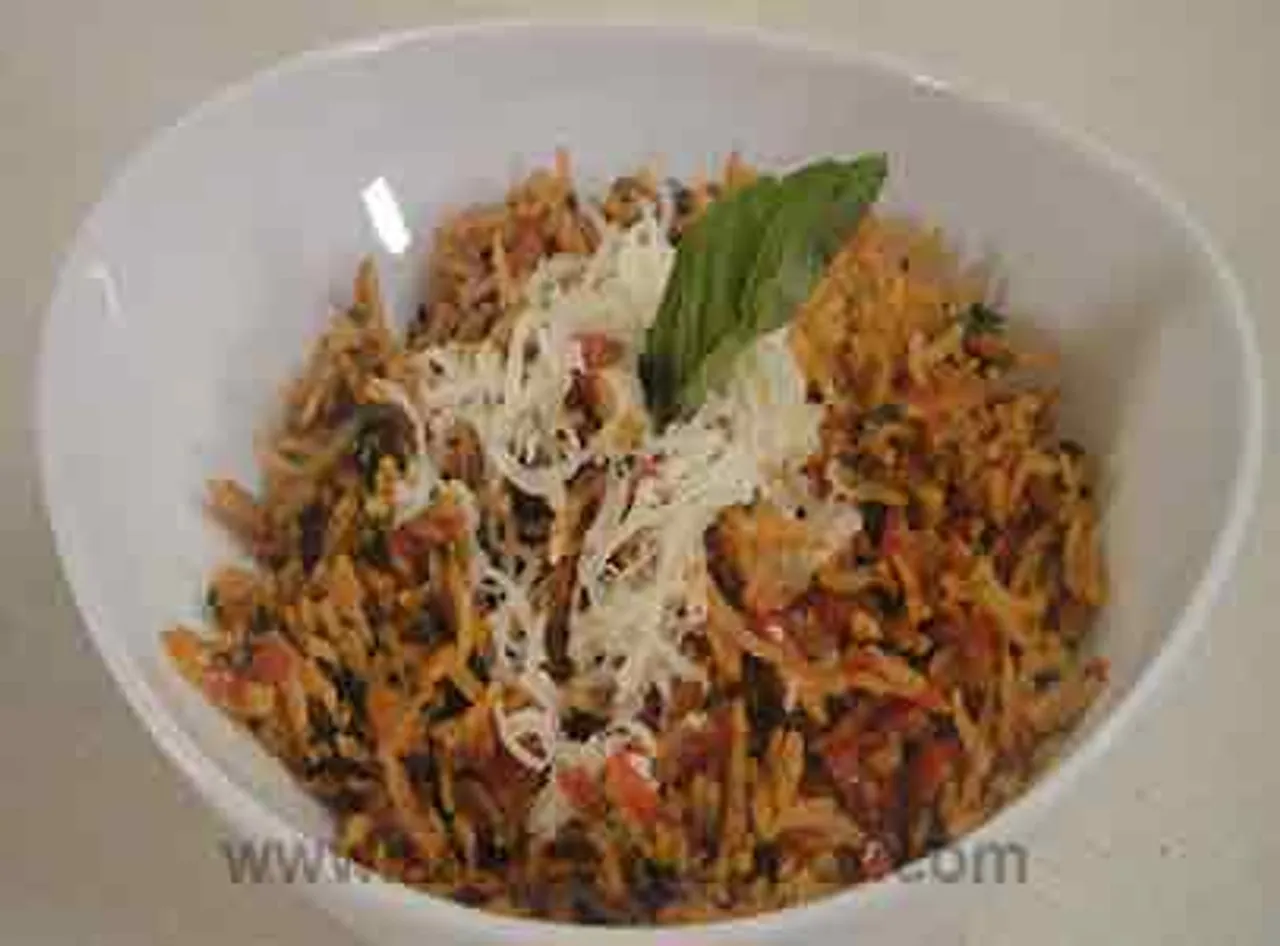 Tomato Rice with Herb and Cheese