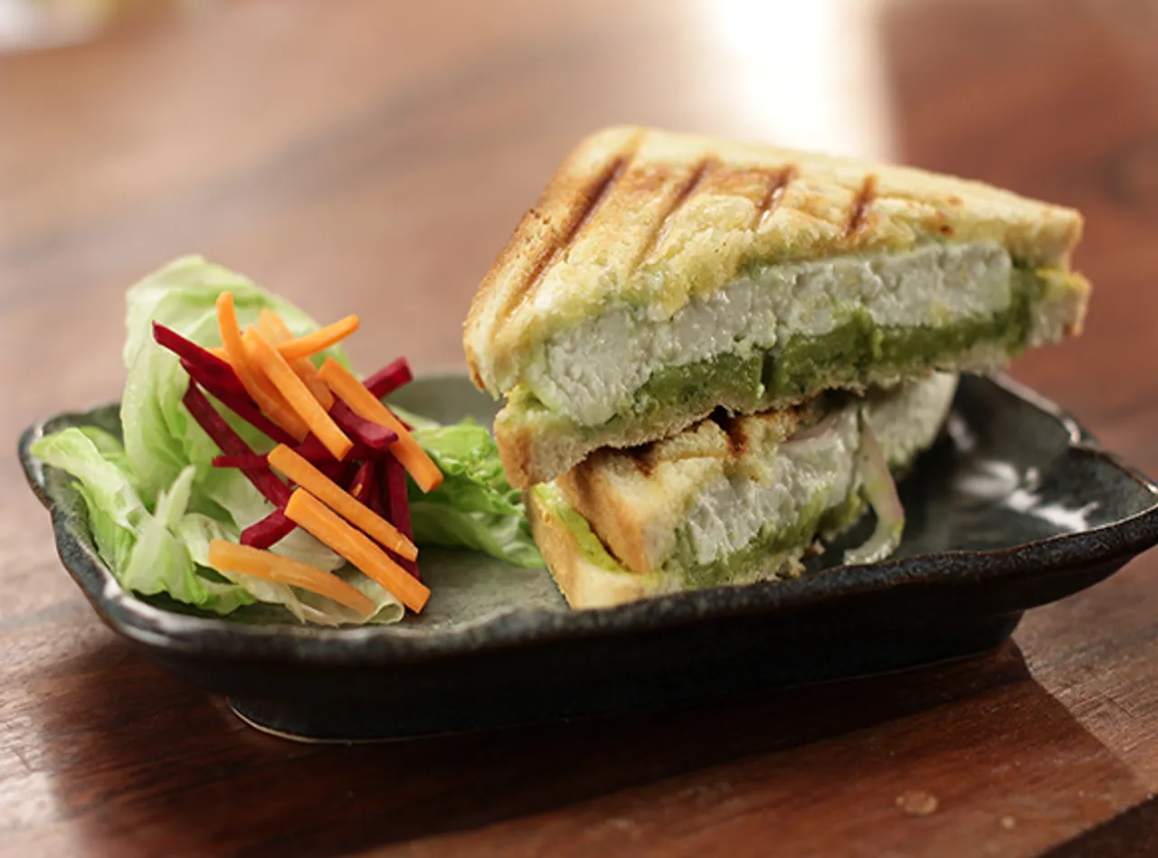 Grilled Paneer Sandwich 