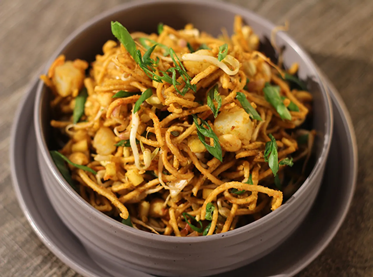 Fried Noodle Bhel-SK Khazana