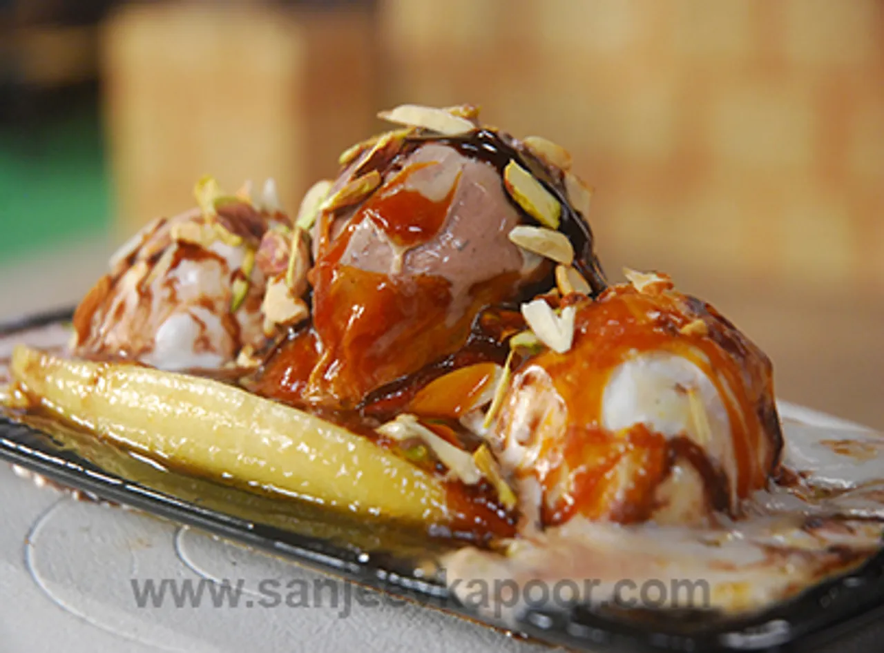 Caramelized Banana Sundae